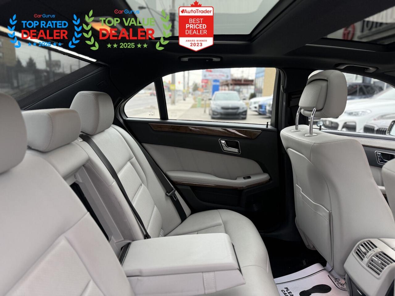 2011 Mercedes-Benz E-Class 350 //AMG PKG | PANO | HARMAN KARDON | NAVI Photo