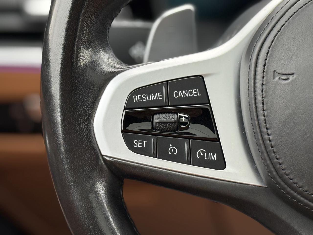 2019 BMW 3 Series 330i //M PKG | PANO | LIKE NEW | LOADED Photo