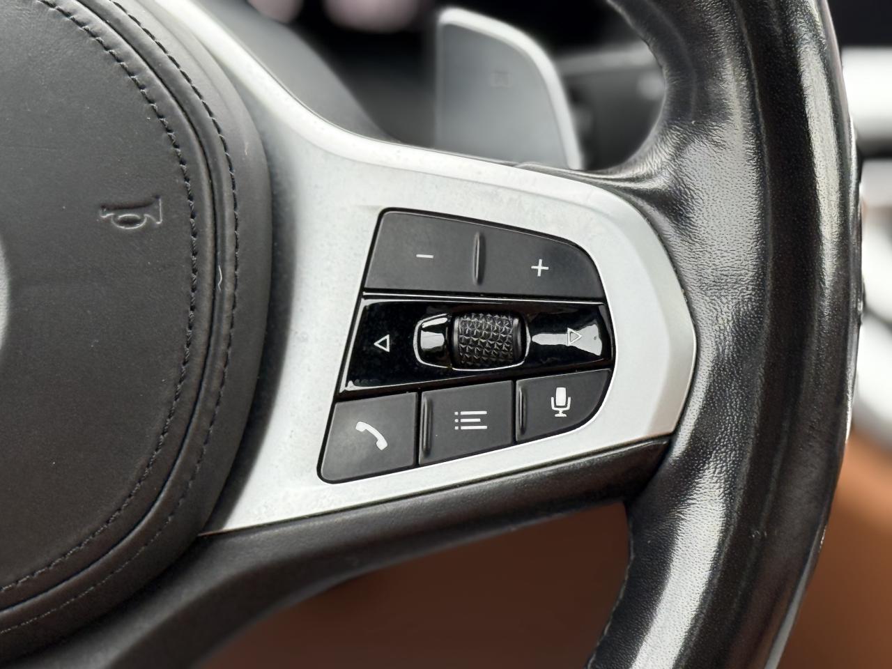 2019 BMW 3 Series 330i //M PKG | PANO | LIKE NEW | LOADED Photo