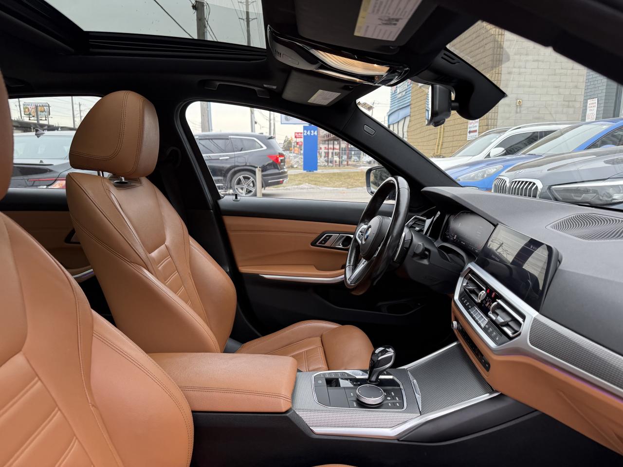 2019 BMW 3 Series 330i //M PKG | PANO | LIKE NEW | LOADED Photo
