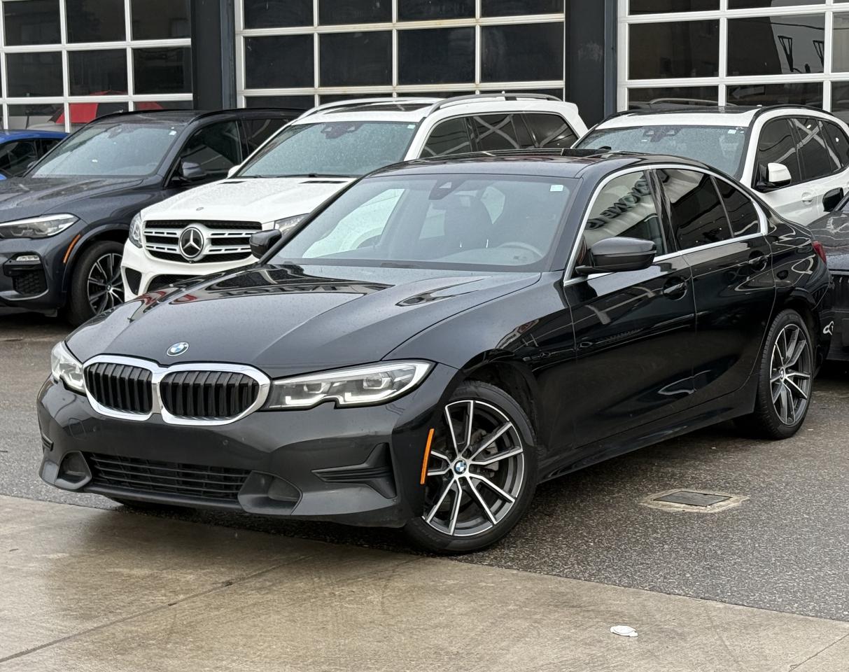 2019 BMW 3 Series 330i | PREMIUM | PANO | NAVI | LOADED Photo3