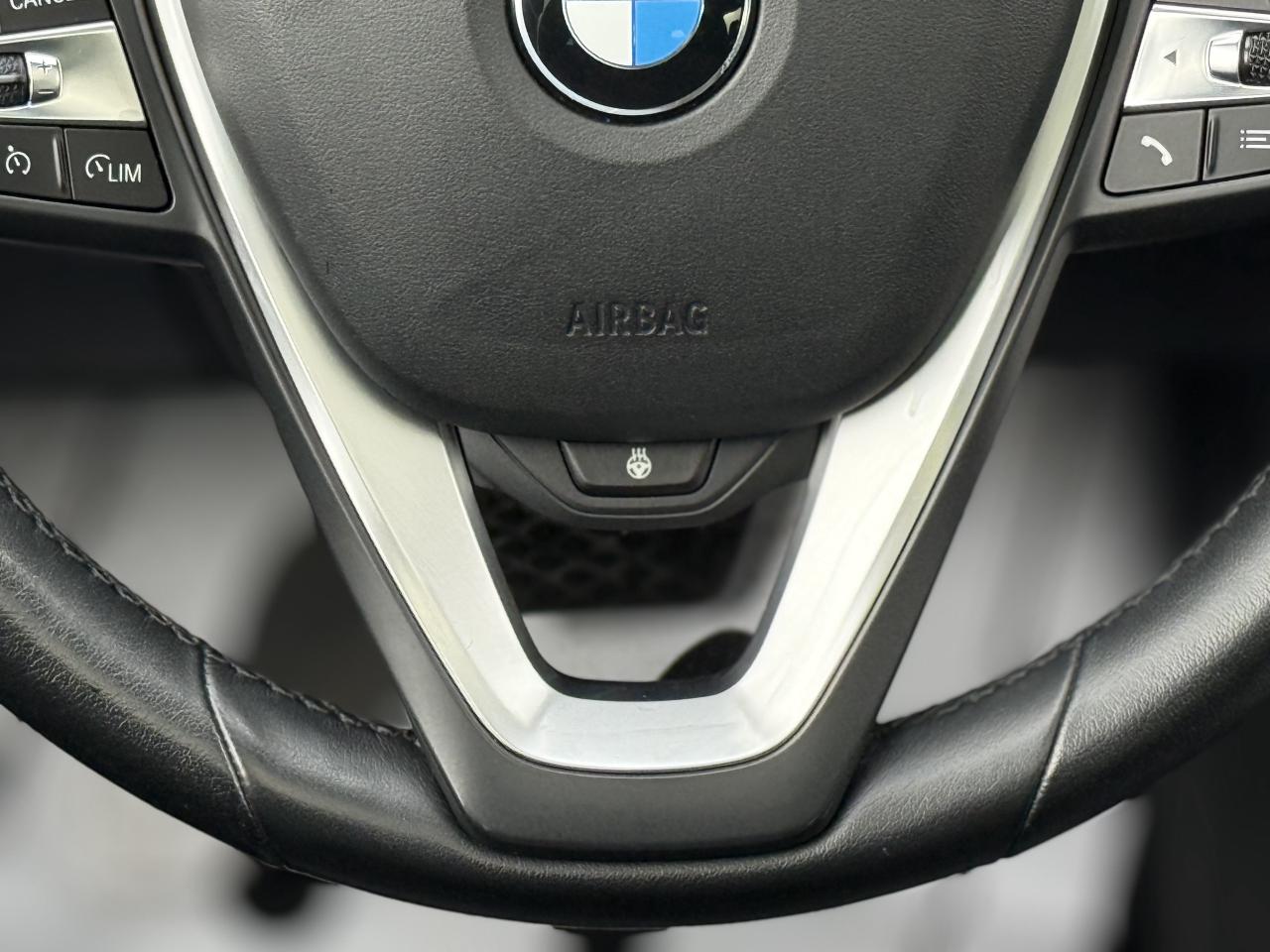 2019 BMW 3 Series 330i | PREMIUM | PANO | NAVI | LOADED Photo