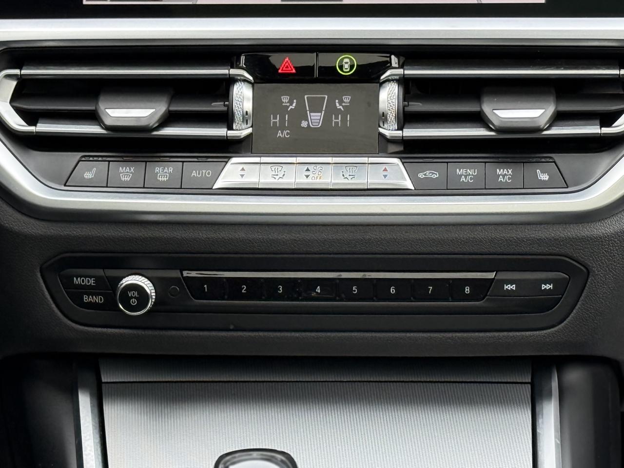 2019 BMW 3 Series 330i | PREMIUM | PANO | NAVI | LOADED Photo