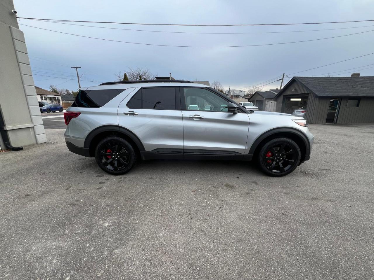 2021 Ford Explorer ST Photo