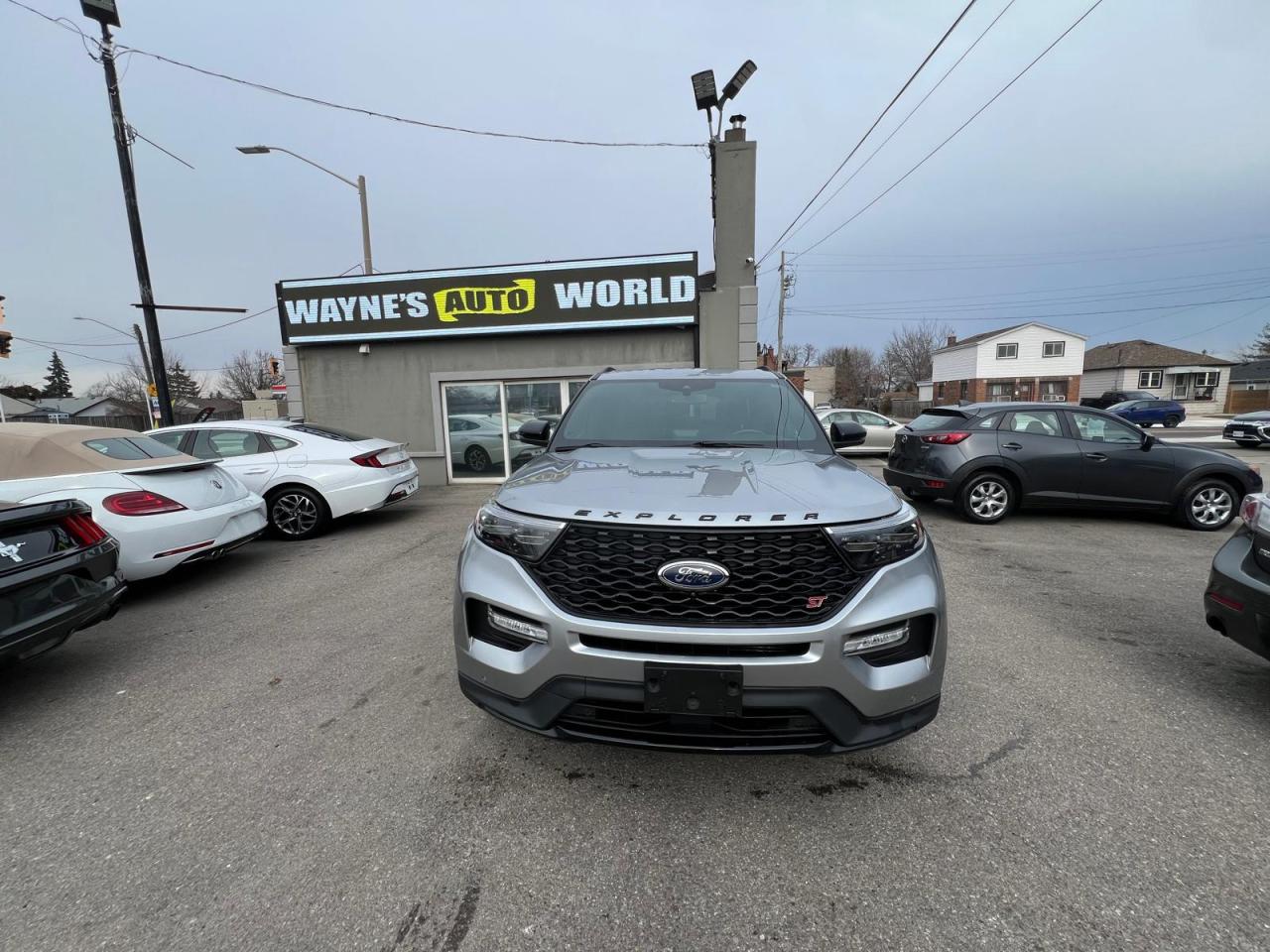 2021 Ford Explorer ST Photo