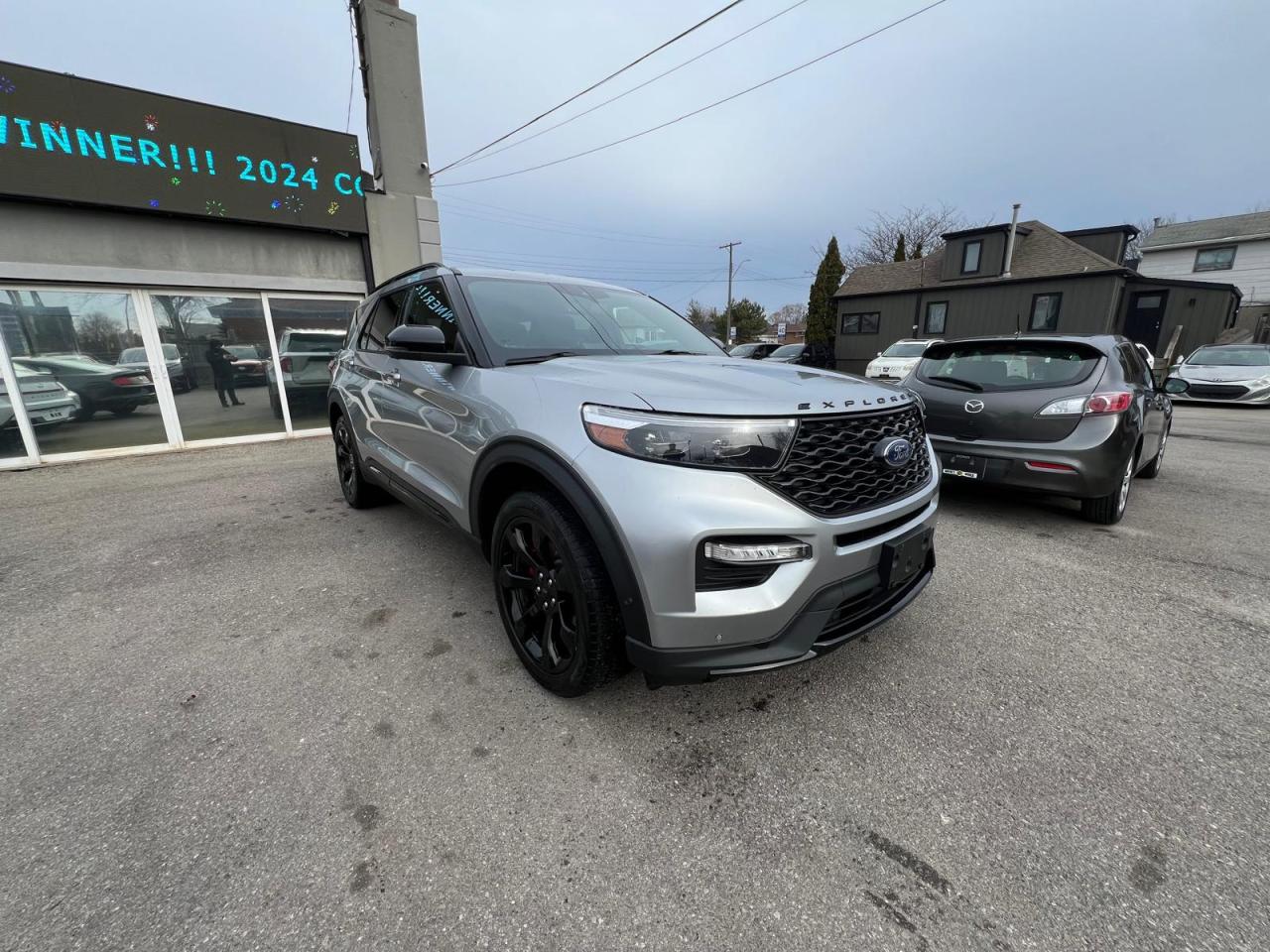 2021 Ford Explorer ST Photo