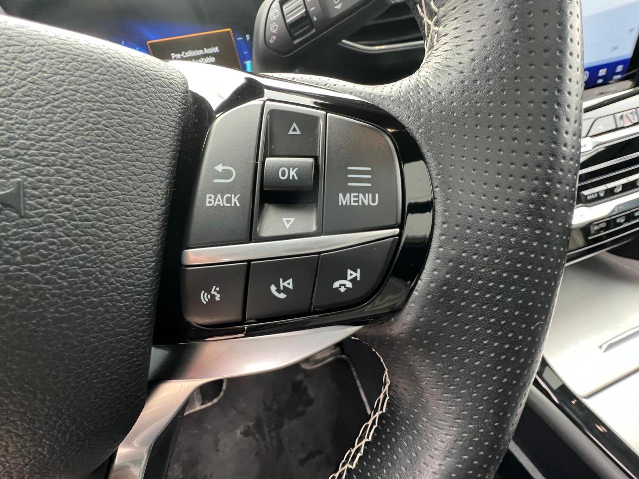 2021 Ford Explorer ST Photo