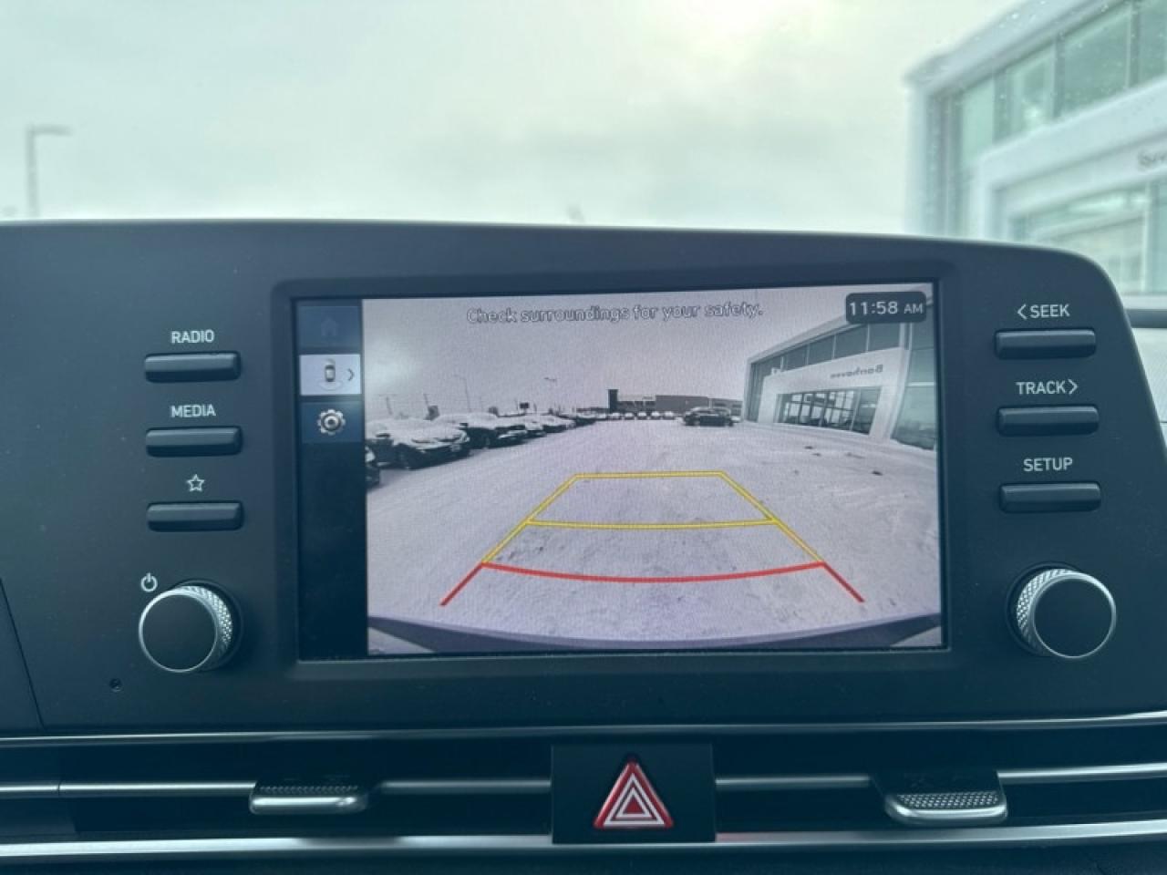 2024 Hyundai Elantra Essential IVT  - Heated Seats Photo