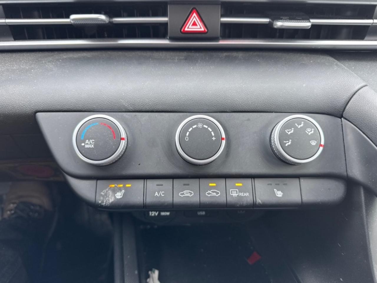 2024 Hyundai Elantra Essential IVT  - Heated Seats Photo