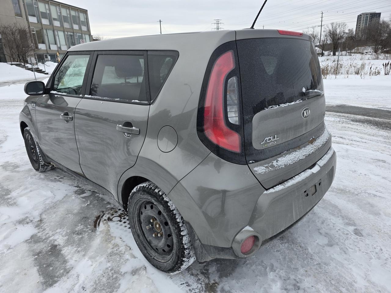 2016 Kia Soul BASE 6A Photo