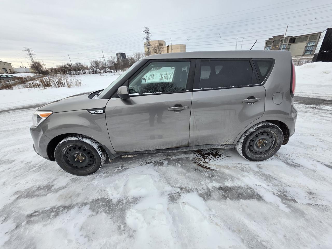 2016 Kia Soul BASE 6A Photo