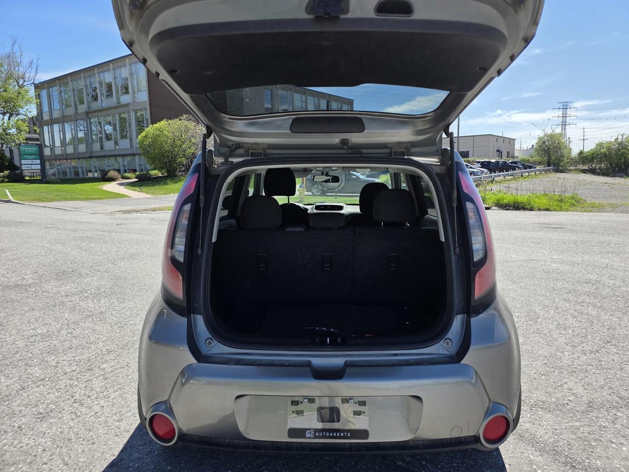 2016 Kia Soul BASE 6A Photo