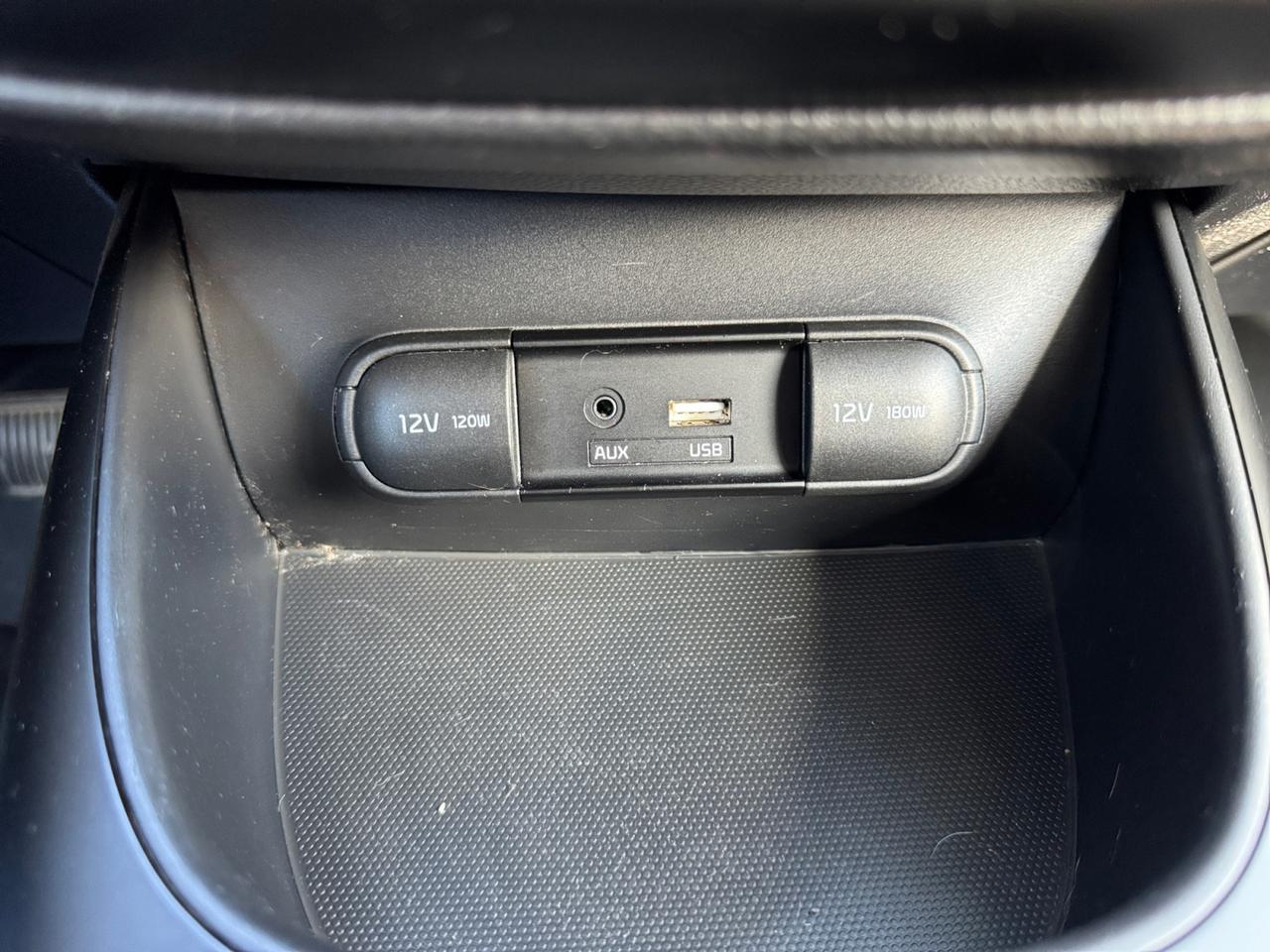 2016 Kia Soul BASE 6A Photo