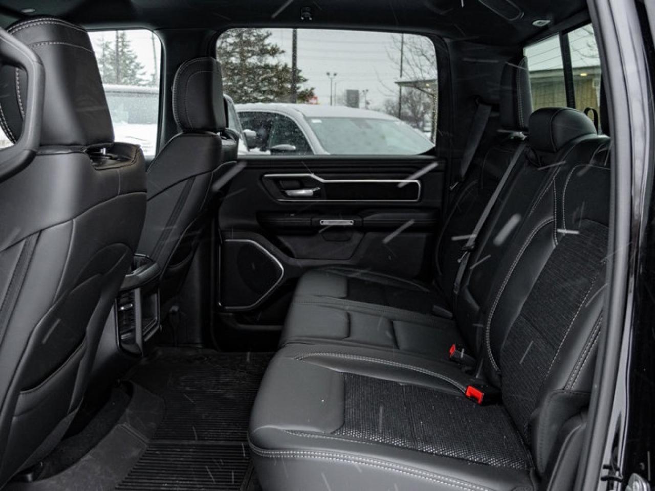 2025 RAM 1500 SPORT Photo