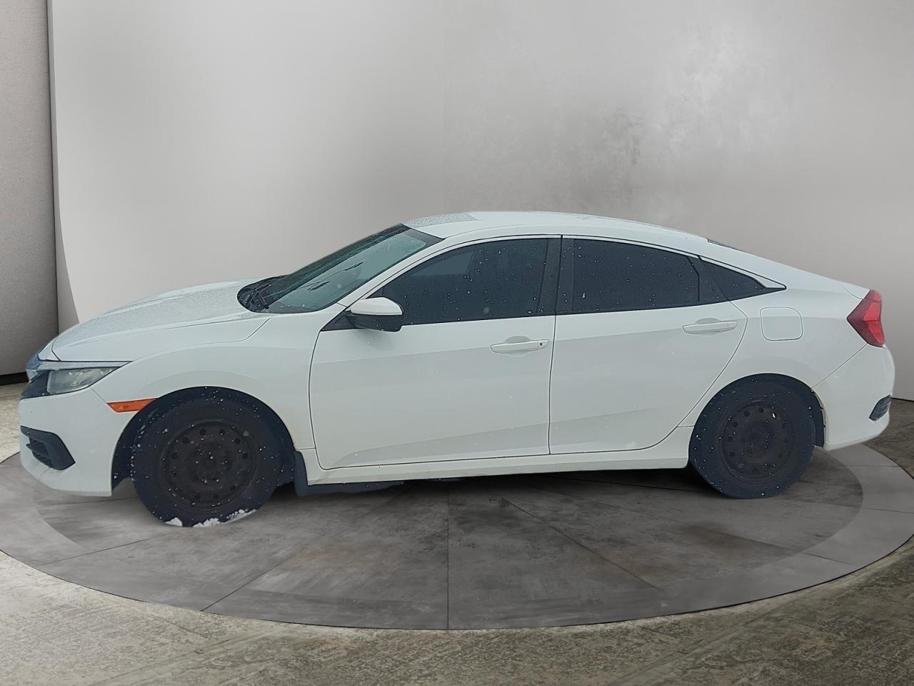 2018 Honda Civic LX Photo3