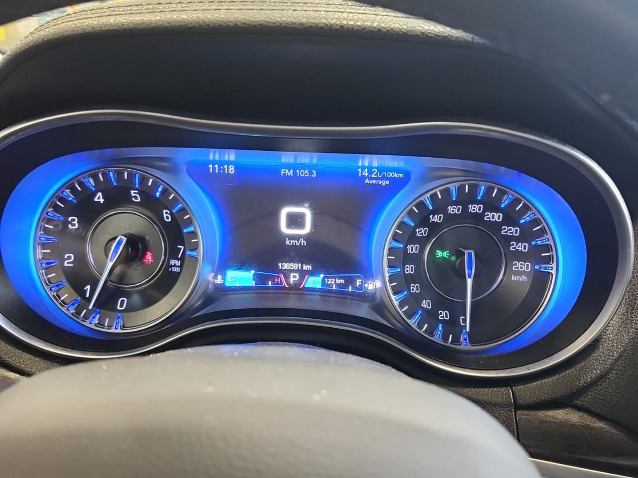 2018 Chrysler 300 300 Touring - Photo #4