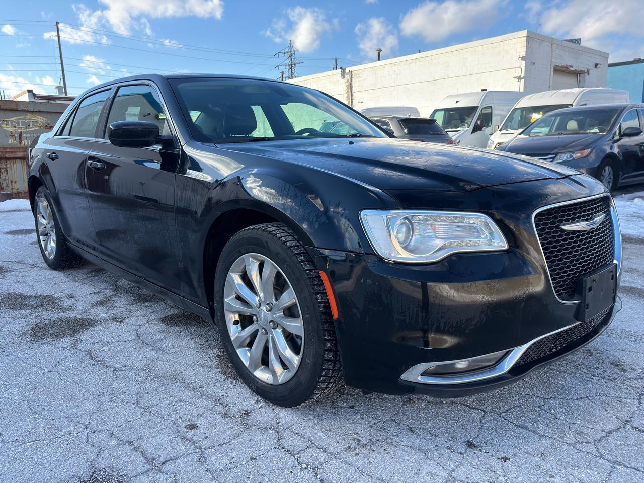 2018 Chrysler 300 300 Touring AWD - Photo #2