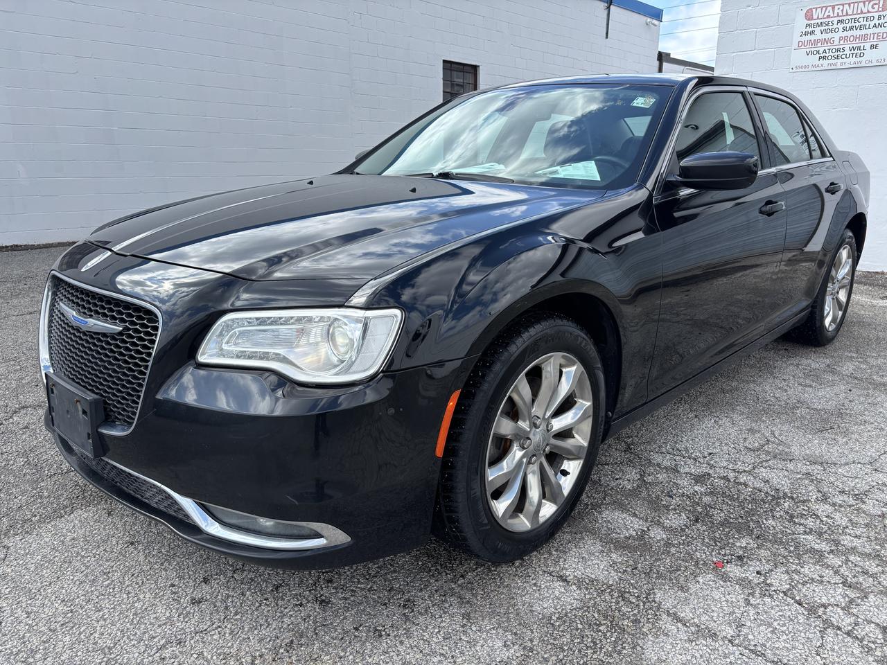 2018 Chrysler 300 300 Touring AWD - Photo #1