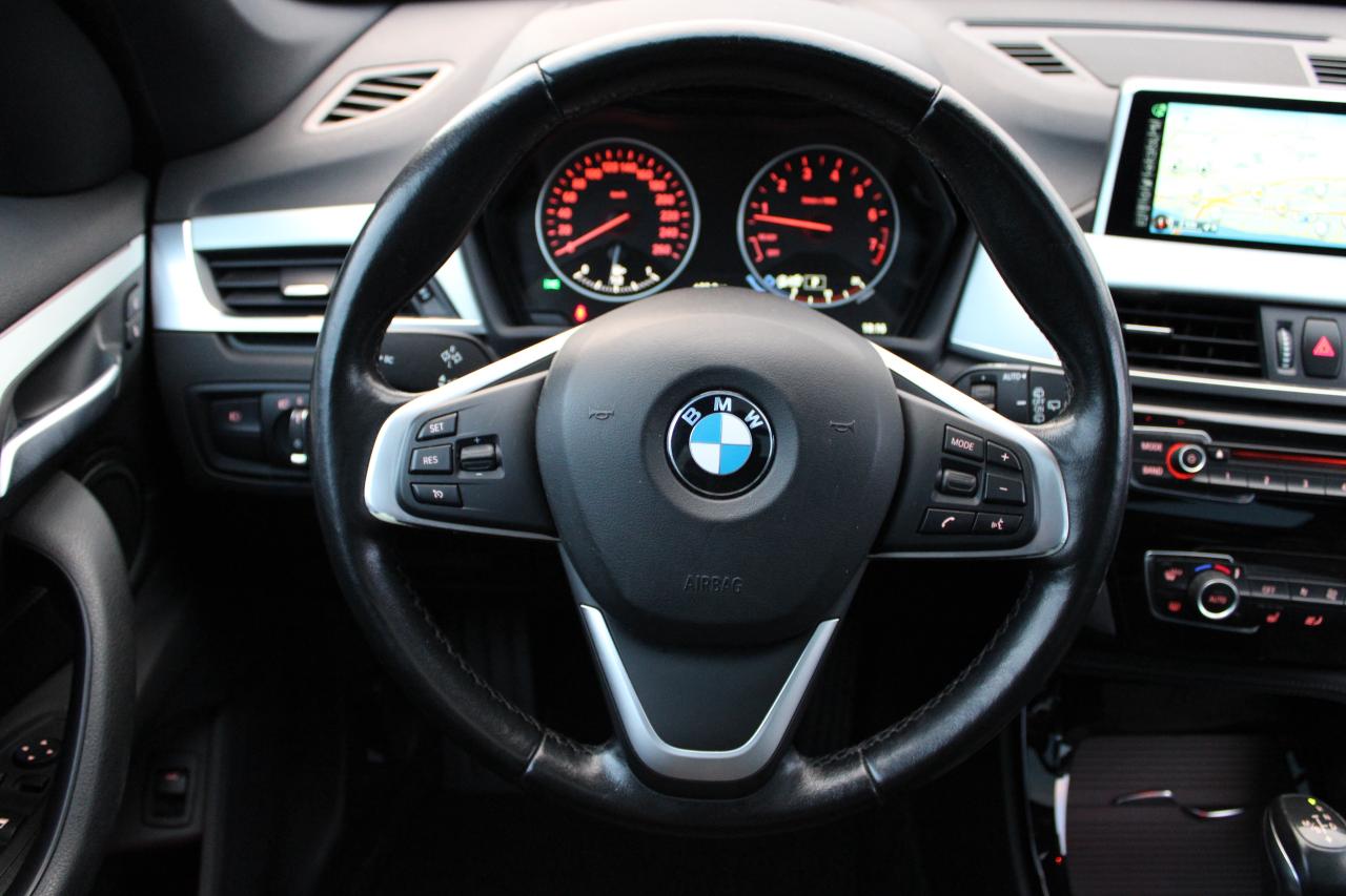 2016 BMW X1  Photo