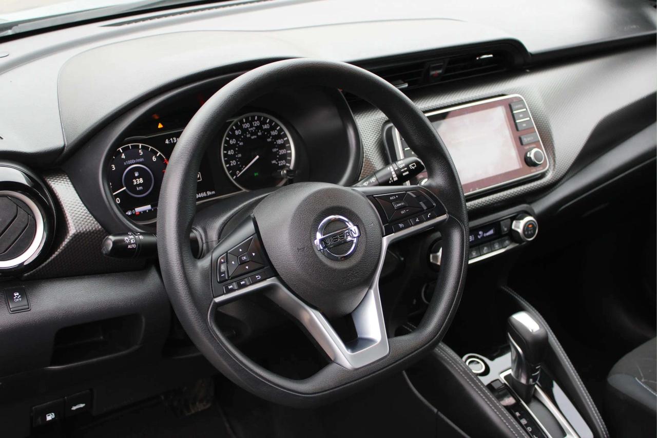 2018 Nissan Kicks SV Photo