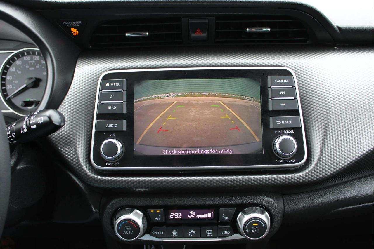 2018 Nissan Kicks SV Photo