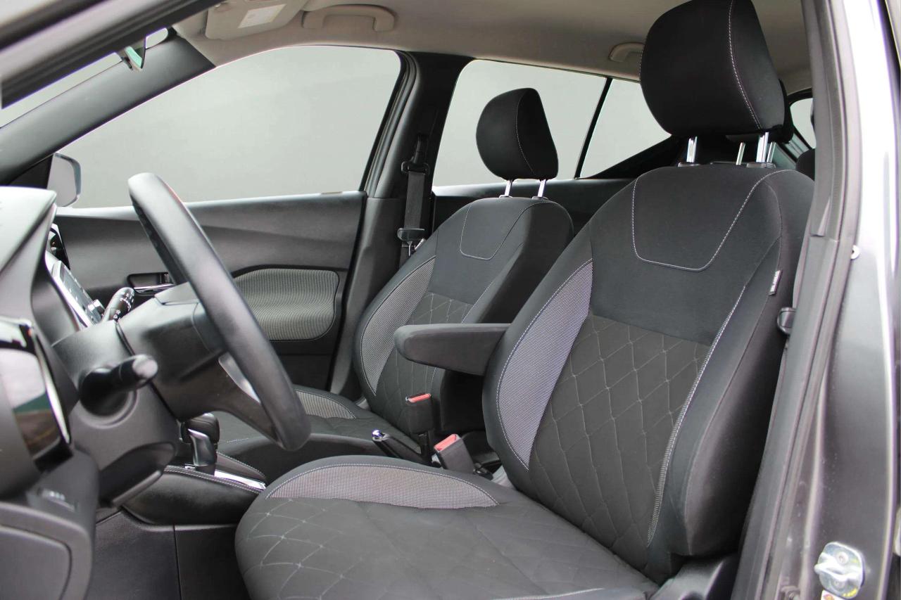 2018 Nissan Kicks SV Photo