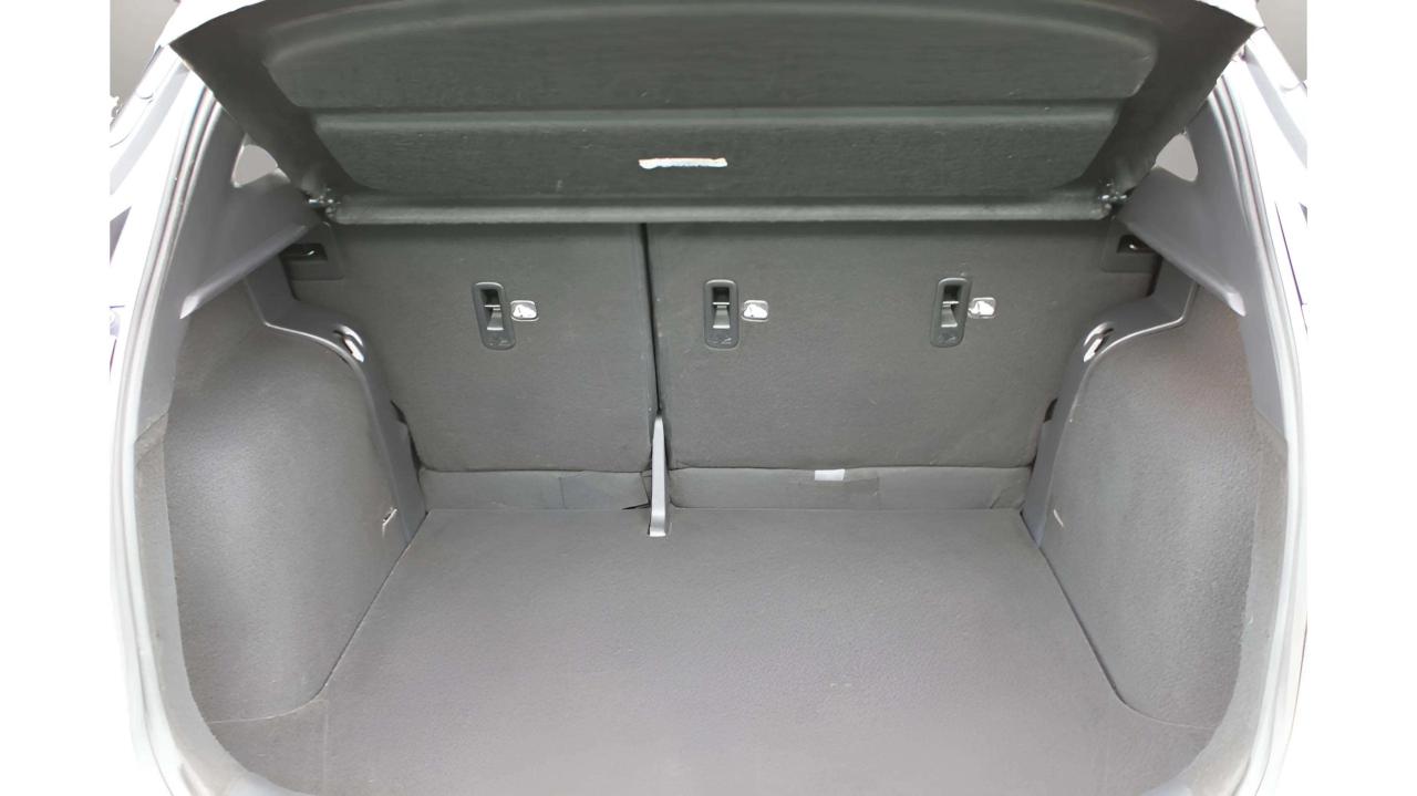 2018 Nissan Kicks SV Photo