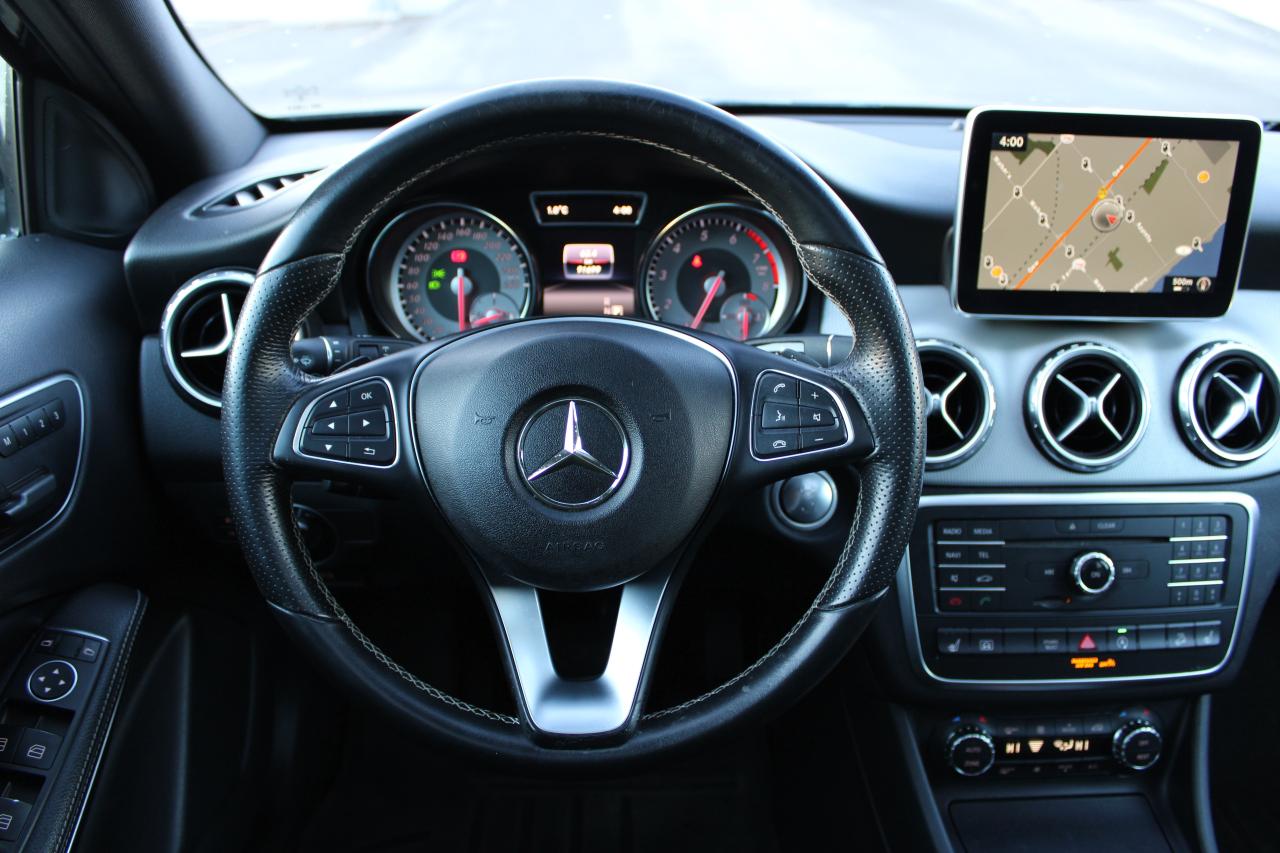 2016 Mercedes-Benz GLA GLA 250 Photo