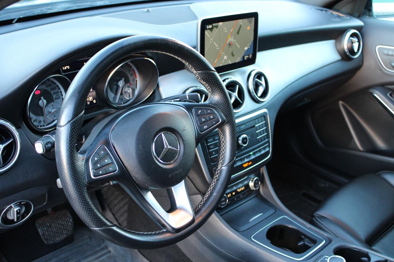 2016 Mercedes-Benz GLA GLA 250 Photo