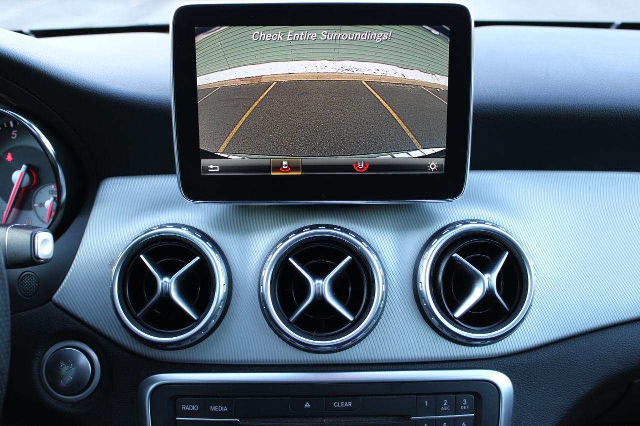 2016 Mercedes-Benz GLA GLA 250 Photo