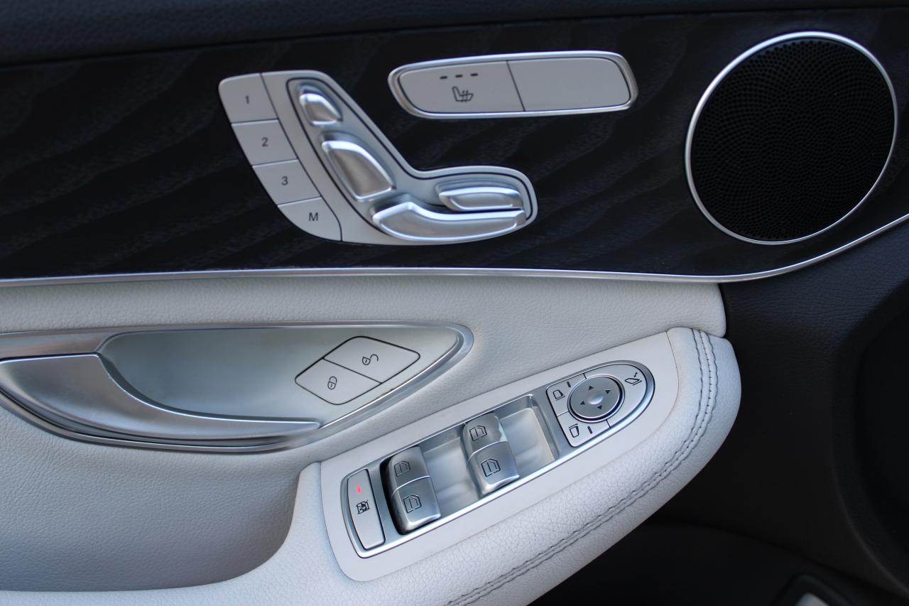 2016 Mercedes-Benz C-Class C 300 Photo