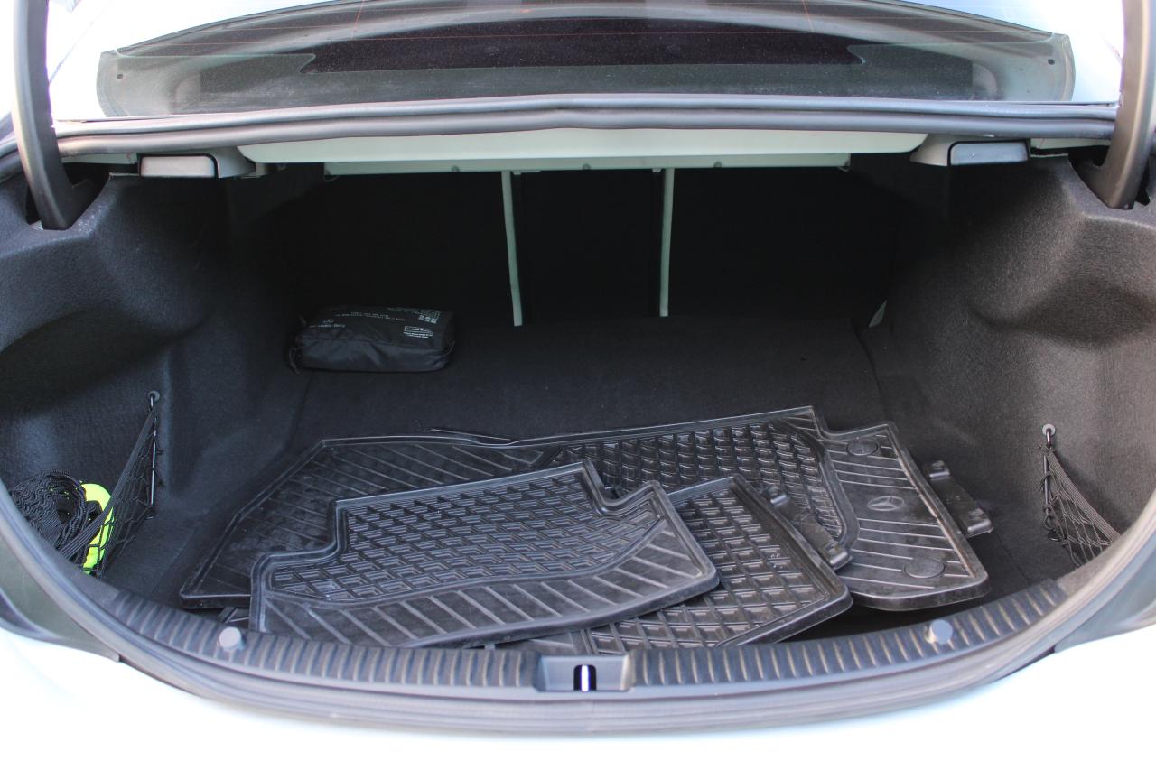 2016 Mercedes-Benz C-Class C 300 Photo