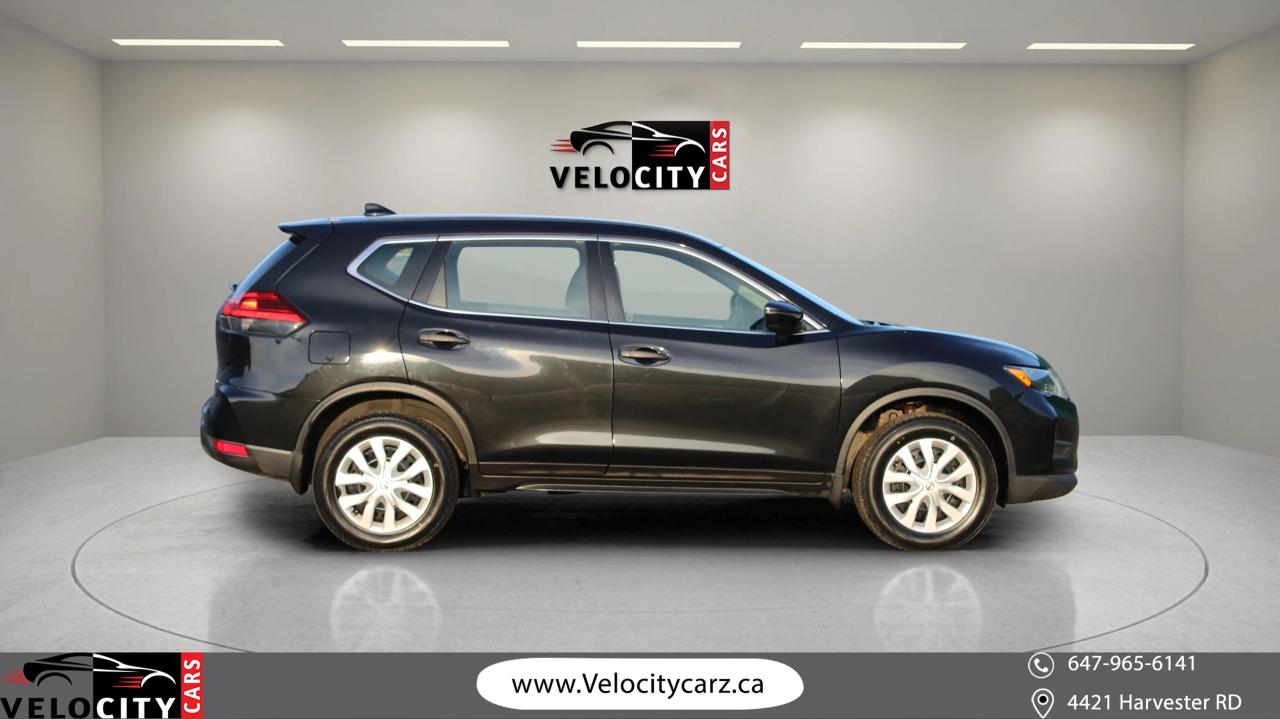 2017 Nissan Rogue S AWD Photo