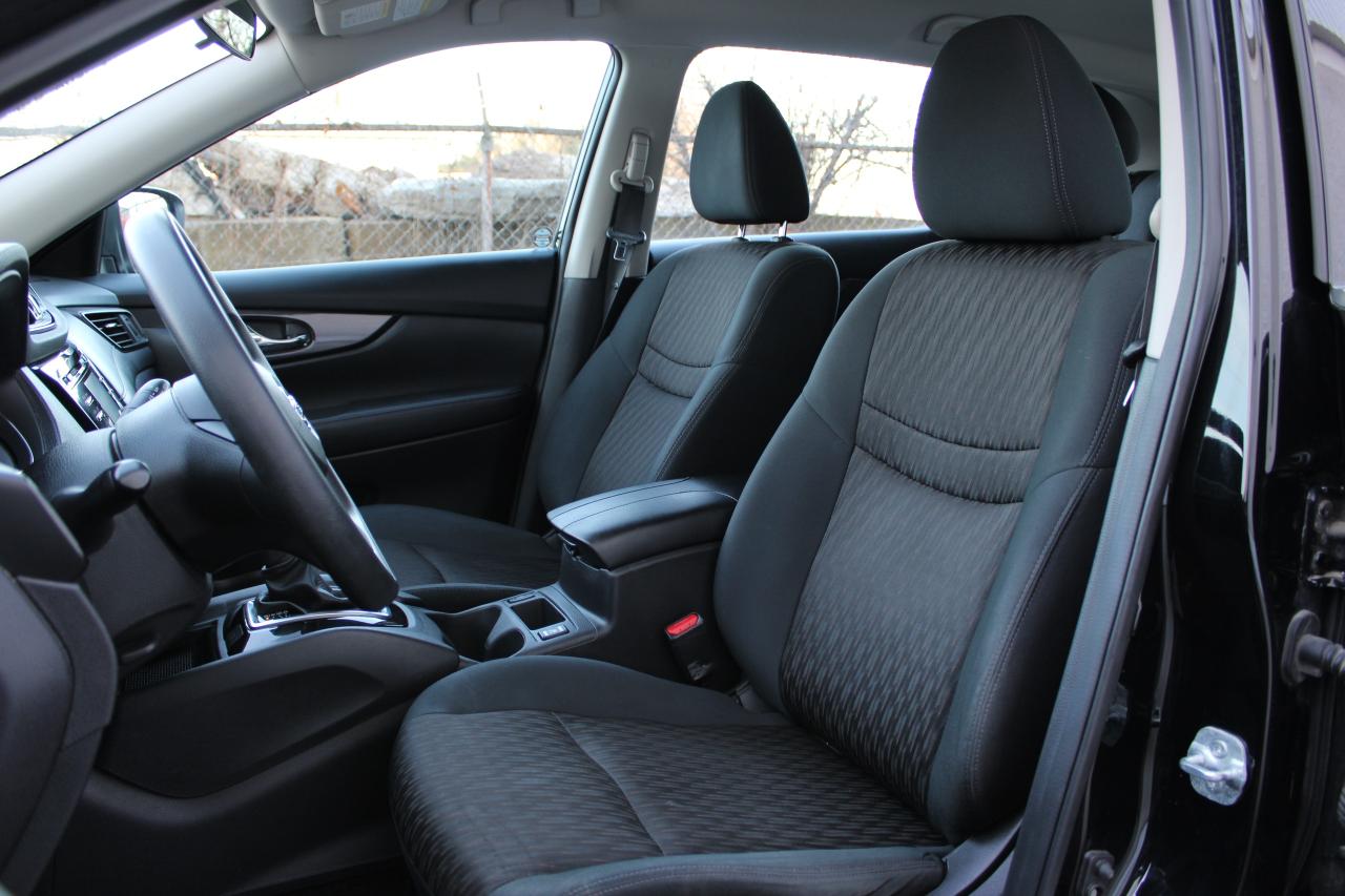 2017 Nissan Rogue S AWD Photo