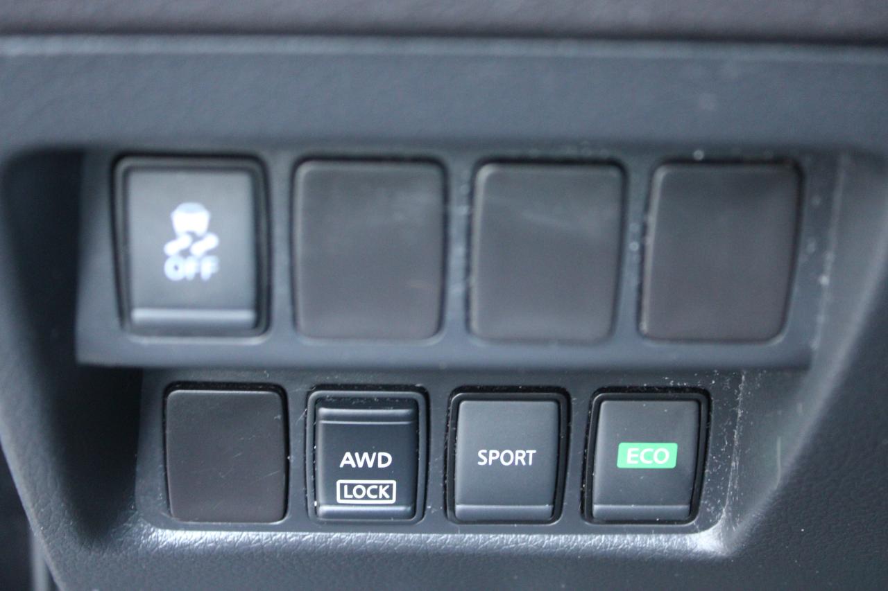 2017 Nissan Rogue S AWD Photo