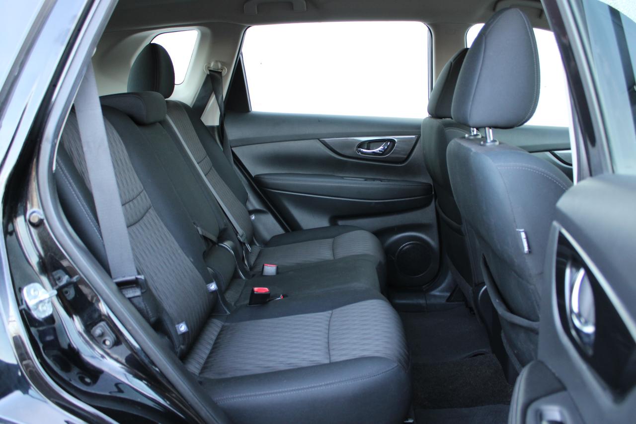 2017 Nissan Rogue S AWD Photo