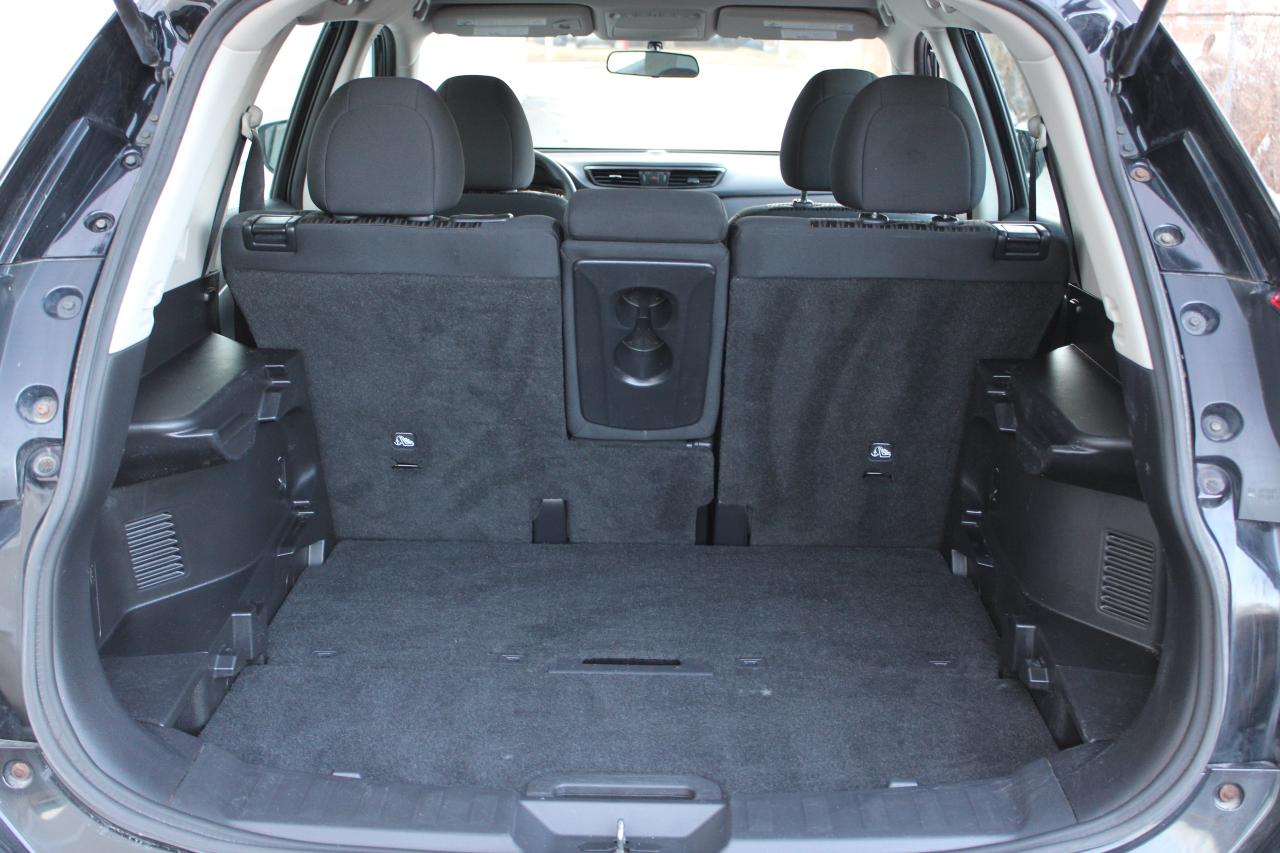 2017 Nissan Rogue S AWD Photo