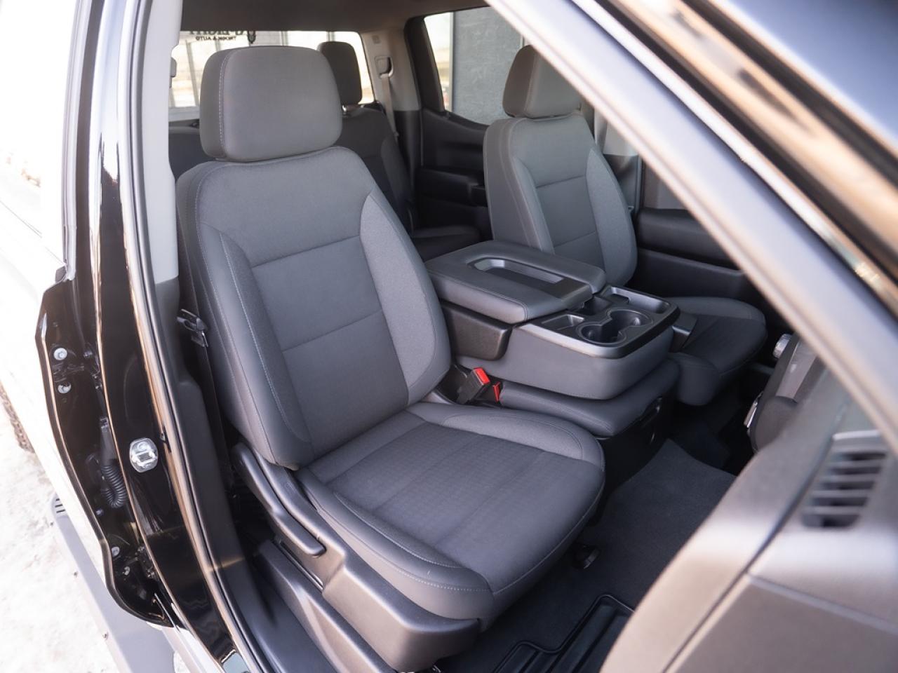 2024 Chevrolet Silverado 1500 Custom Trail Boss ONLY 16,731 KMS Photo40