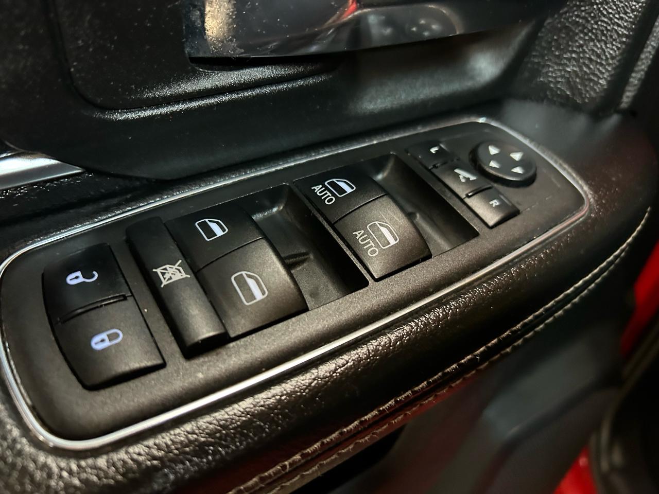 2022 RAM 1500 Classic WARLOCK Photo