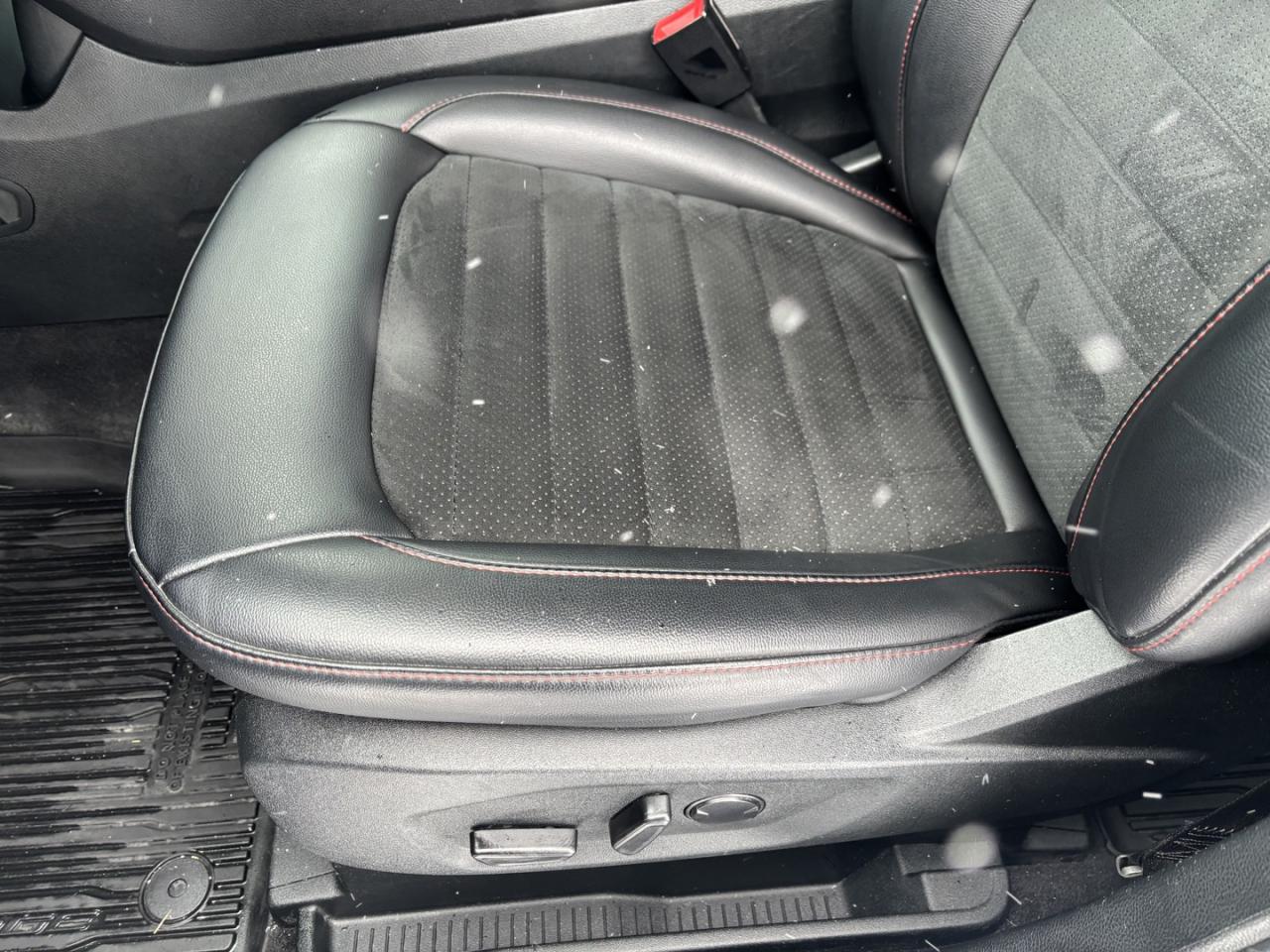 2022 Ford Edge ST-LINE *SINGLE OWNER*NO ACCIDENTS* Photo