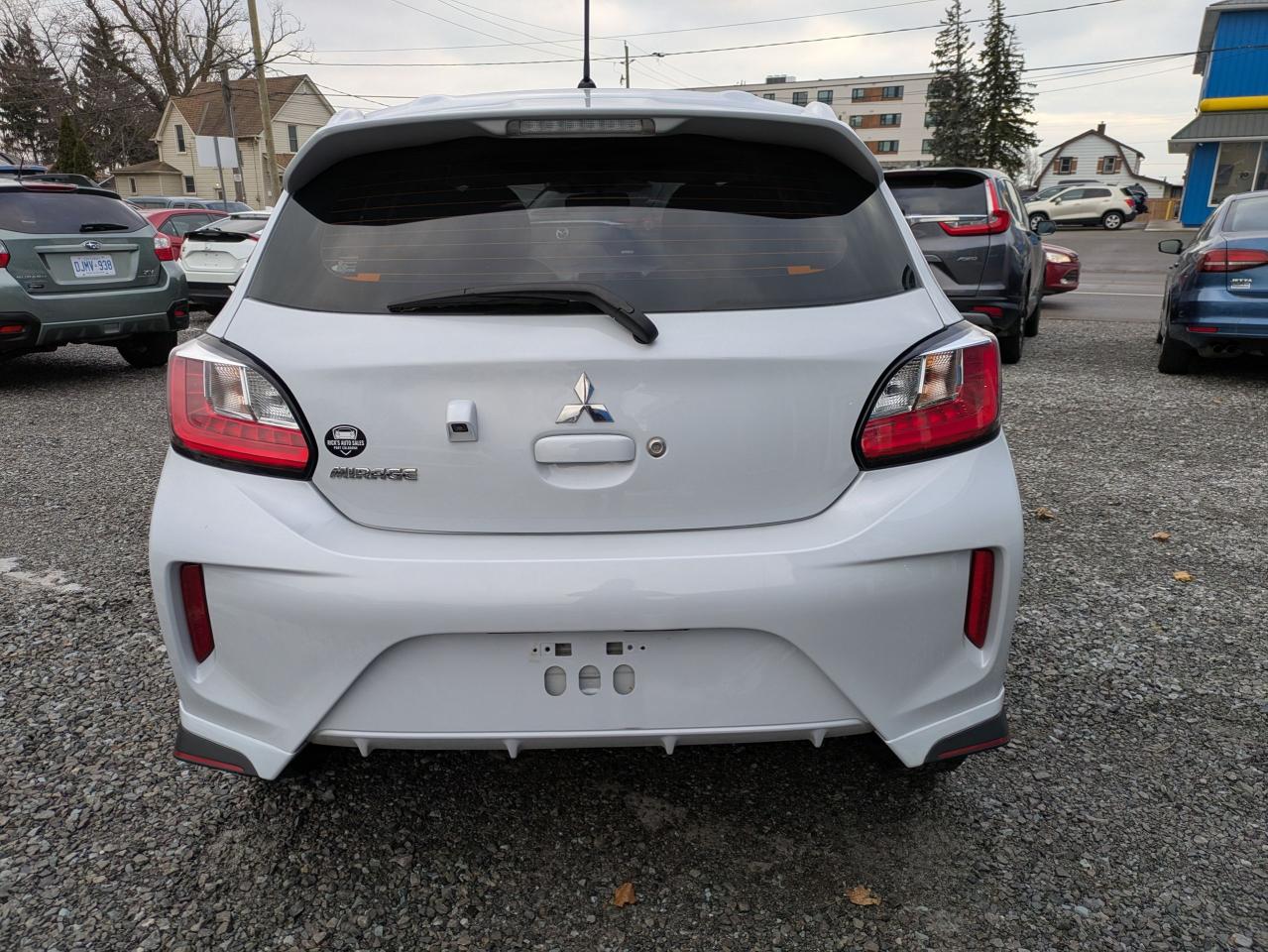 2022 Mitsubishi Mirage ES Photo3
