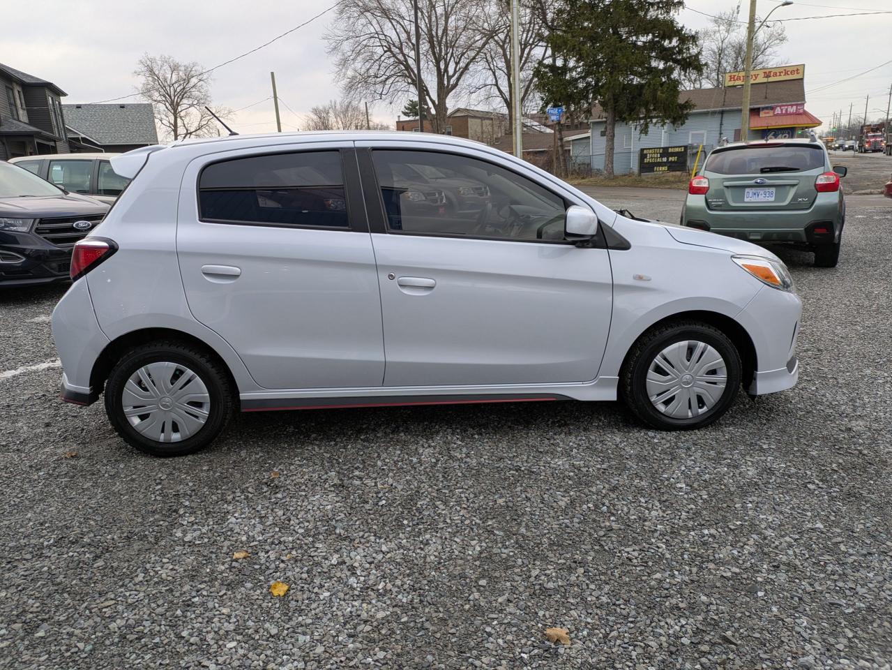 2022 Mitsubishi Mirage ES Photo