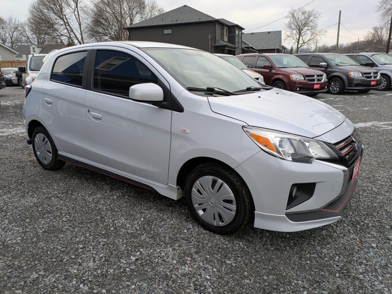 2022 Mitsubishi Mirage ES Photo