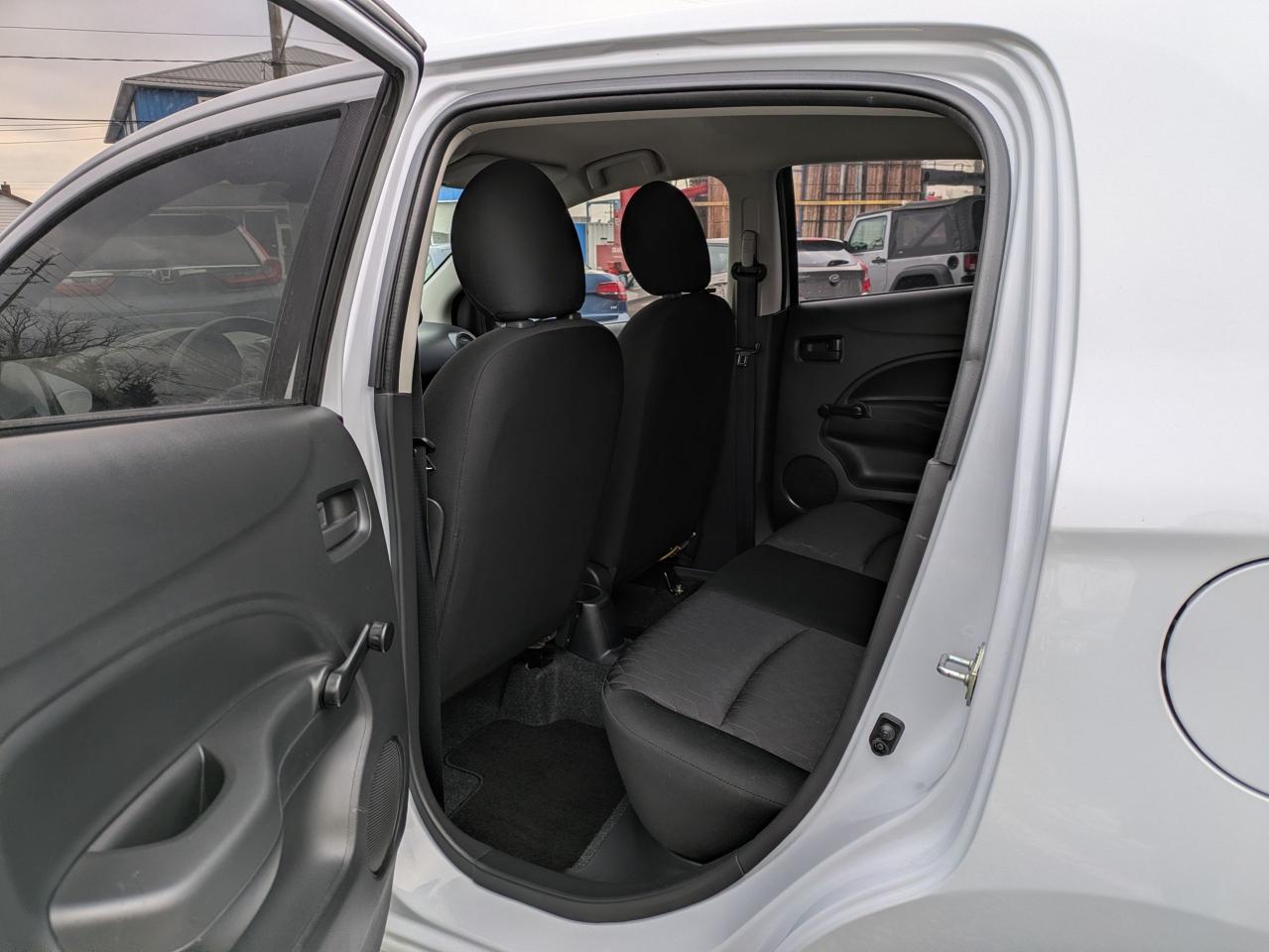 2022 Mitsubishi Mirage ES Photo