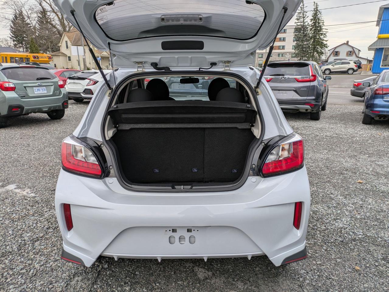 2022 Mitsubishi Mirage ES Photo