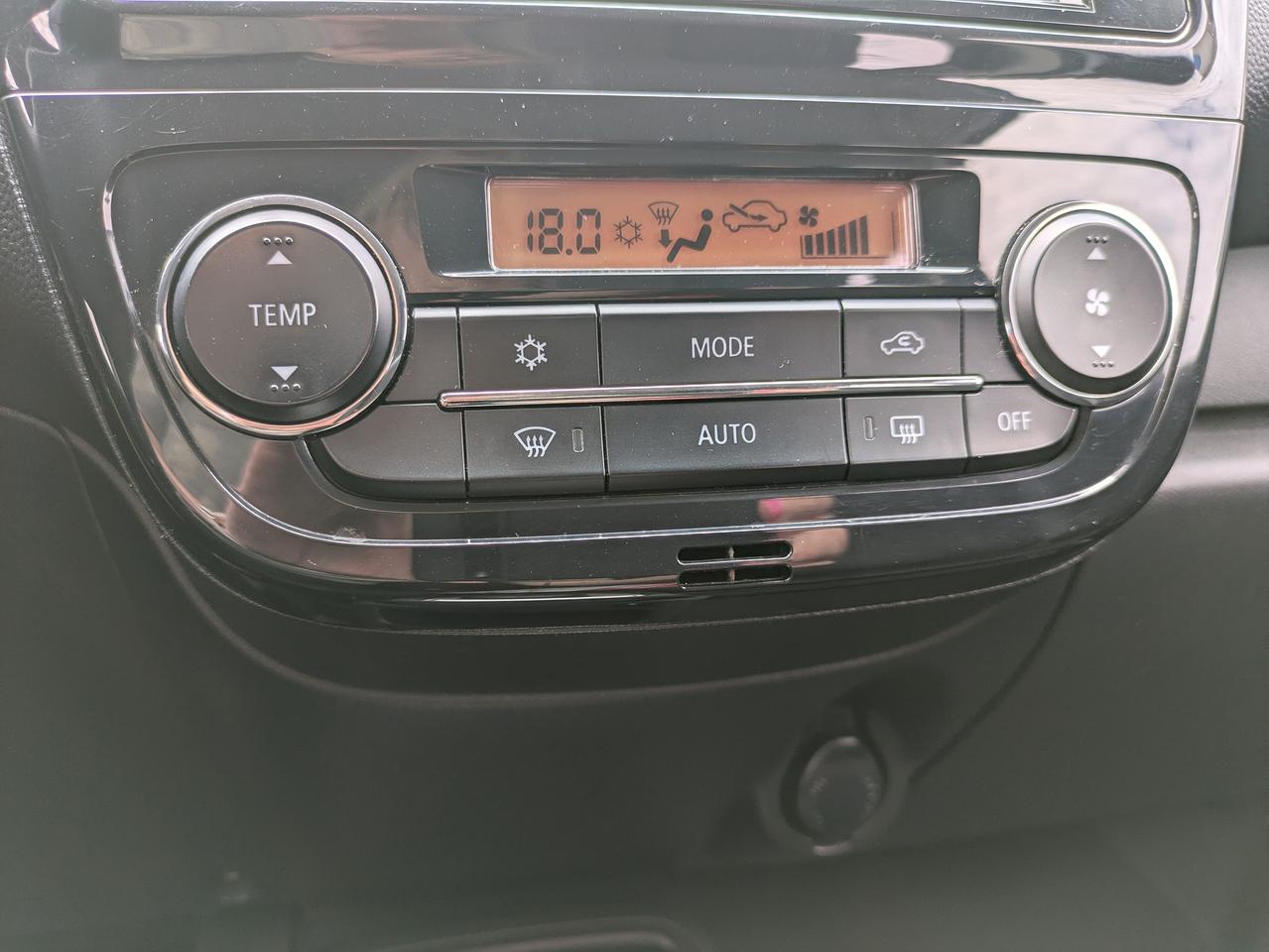 2022 Mitsubishi Mirage ES Photo