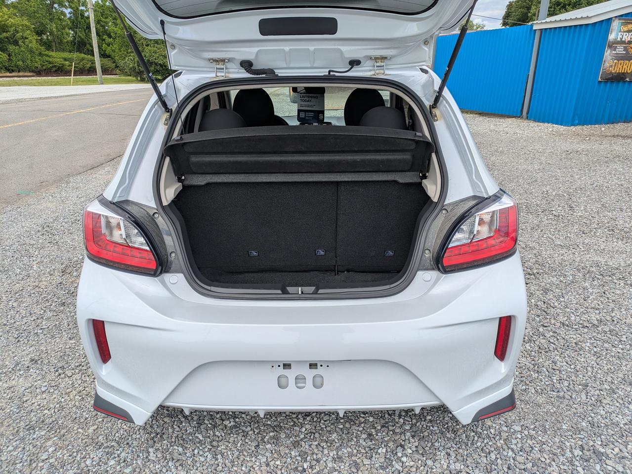 2022 Mitsubishi Mirage ES Photo