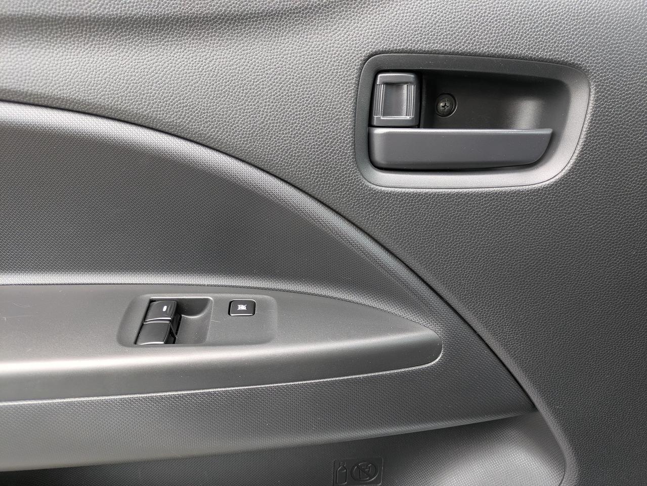 2022 Mitsubishi Mirage ES Photo