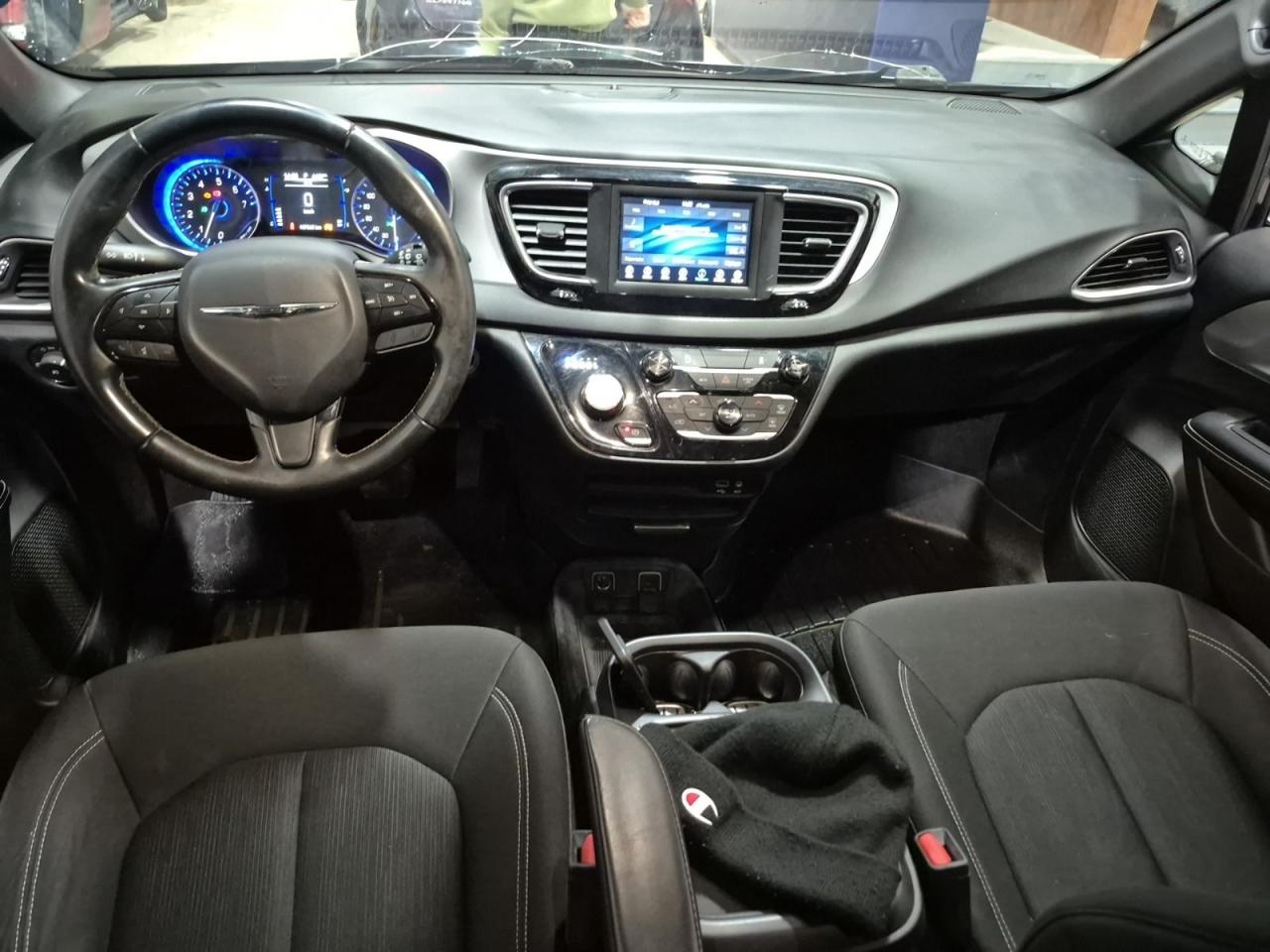 2018 Chrysler Pacifica Touring Plus - Photo #4