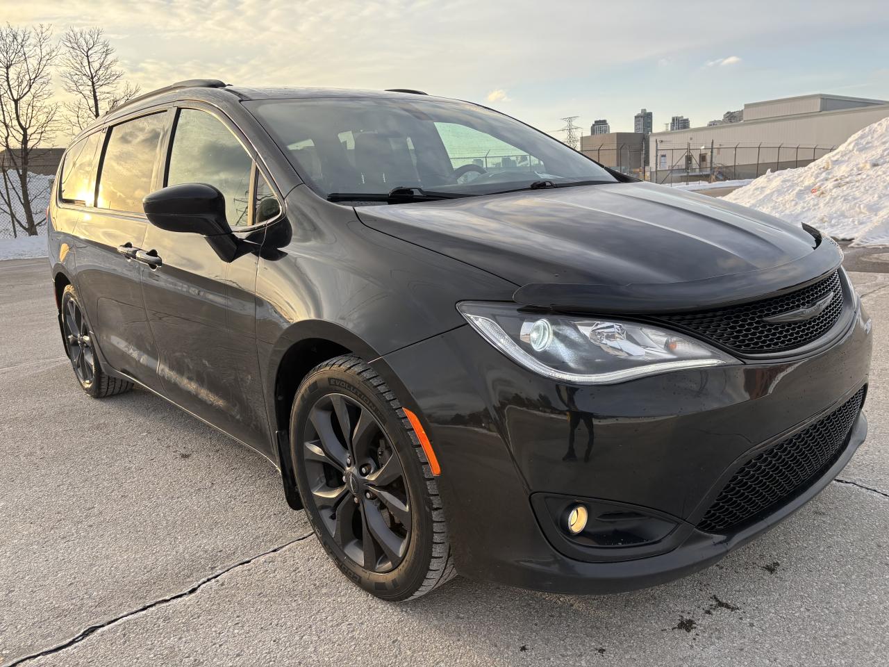 2018 Chrysler Pacifica Touring Plus - Photo #2